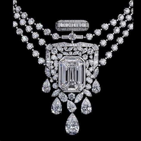 chanel no 5 necklace|chanel no 5 high jewelry.